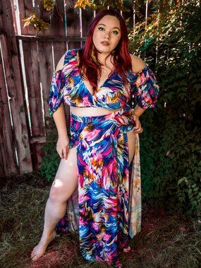 Plus Size Maxi Skirt and Tie Front Top set